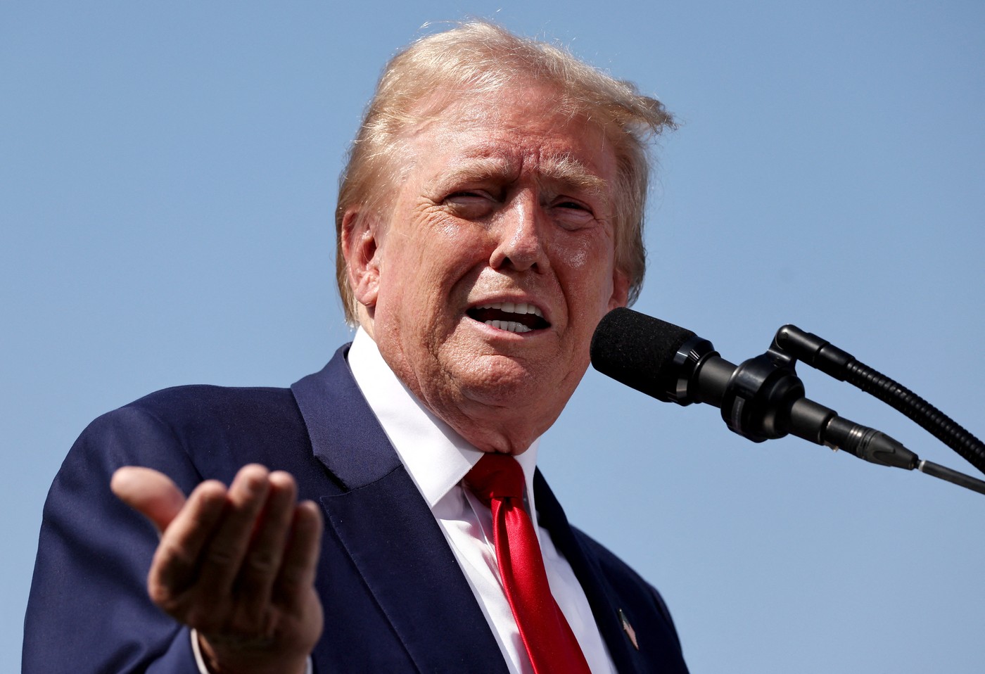 Declarațiile lui Trump au aruncat orașul Springfield, Ohio, în haos: Școli evacuate, alerte cu bombă, proteste