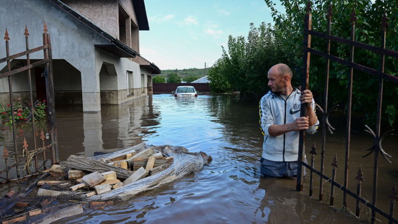 Inundații devastatoare în Galați.