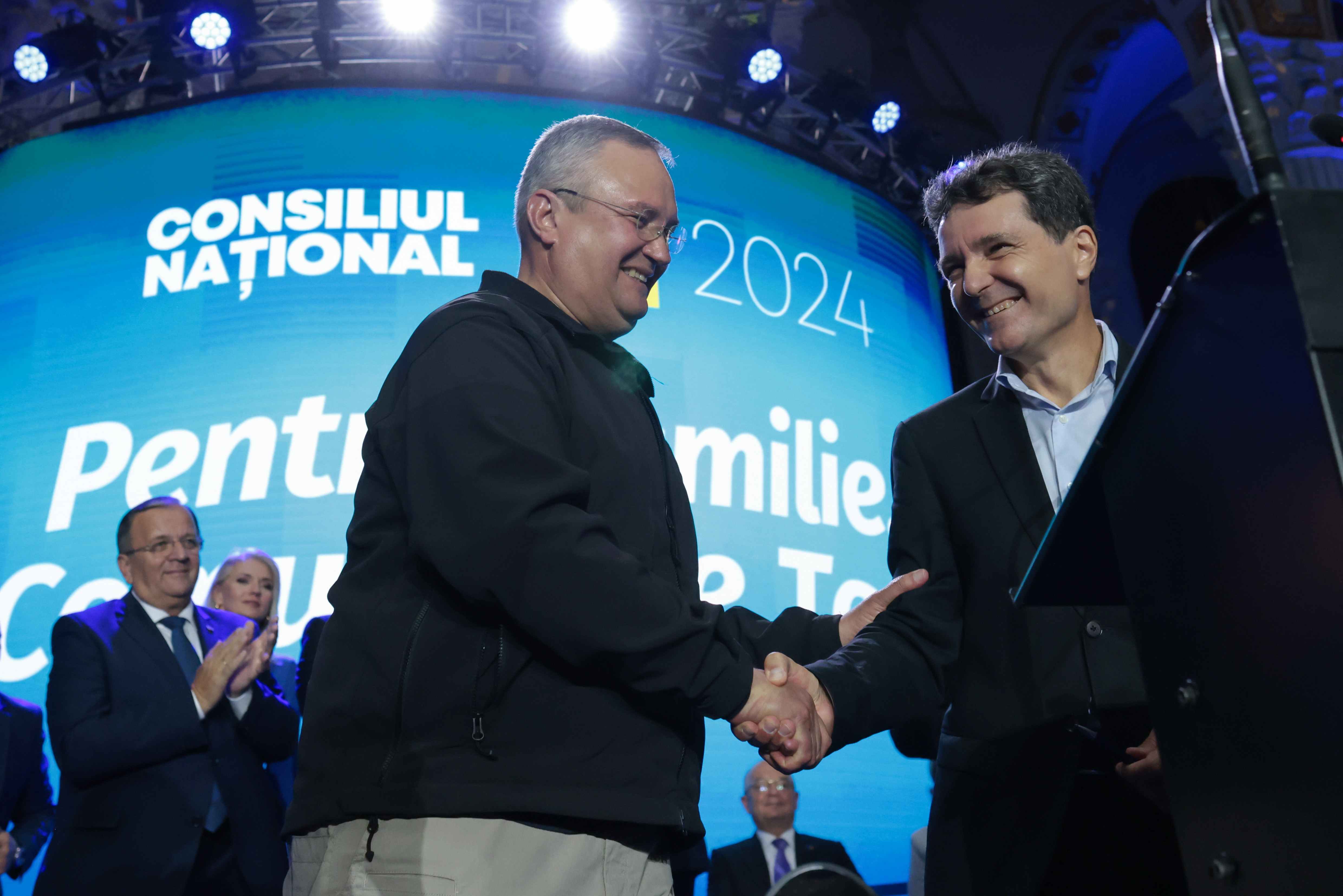 Nicușor Dan a semnat pentru susținerea lui Nicolae Ciucă la președinția României. Reacția liderului PNL: „Mulțumesc, Nicușor Dan”
