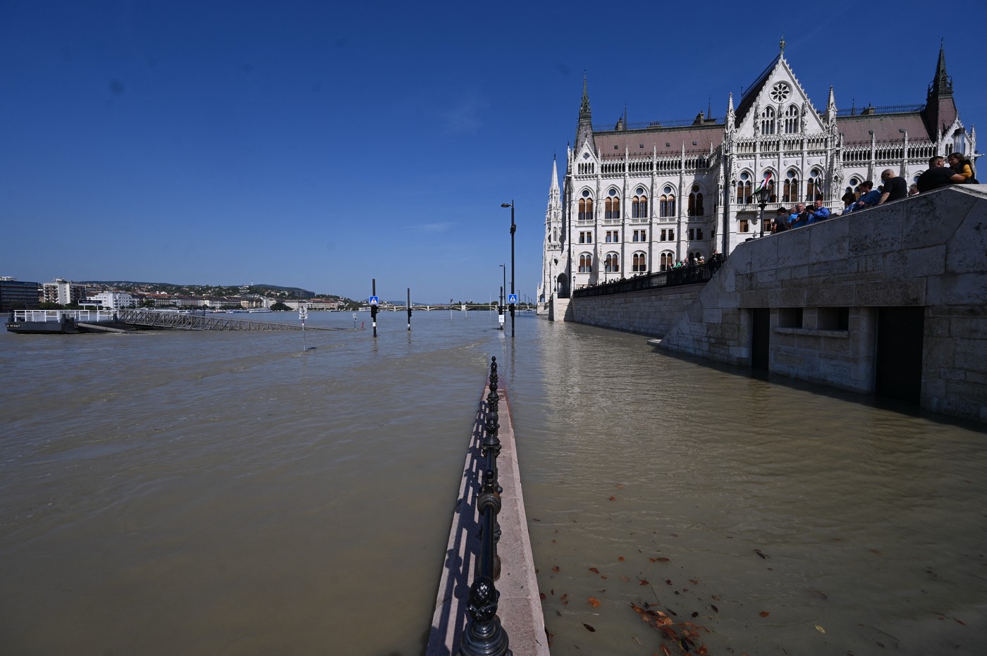 Budapesta este pregătită pentru un nivel de 9 metri al apelor Dunării. Viktor Orban: ”Situația e gravă, dar Ungaria e în siguranță”