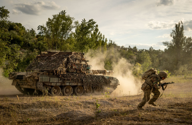 tanc-soldat-ucraina