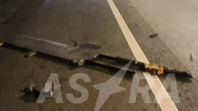 Dronă WRAX, căzută pe autostrada din Kașirskoie, care duce la Moscova. Foto: Telegram