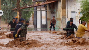 oameni afectati de inundatii in africa