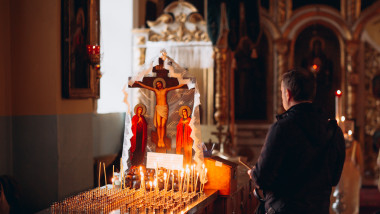 Astăzi este Înălțarea Sfintei Cruci. Ce este bine să faci pe 14 septembrie. Foto Shutterstock