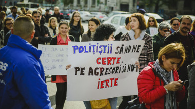 protest violenta femei