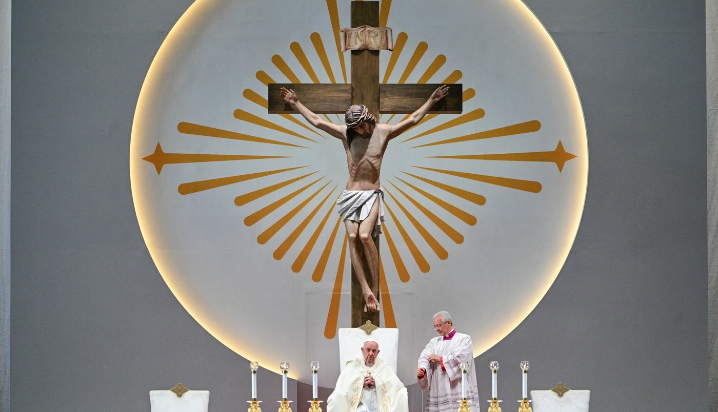 De ce crede Papa Francisc că Inteligența Artificială este periculoasă