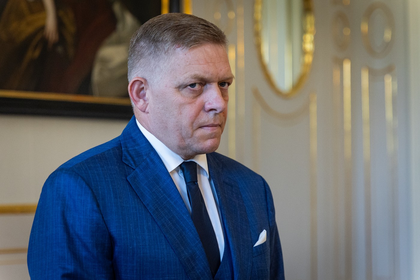 Planul lui Robert Fico pentru a-și salva prietenii acuzați de corupție. Furie în opoziție și proteste masive în Slovacia (Politico)