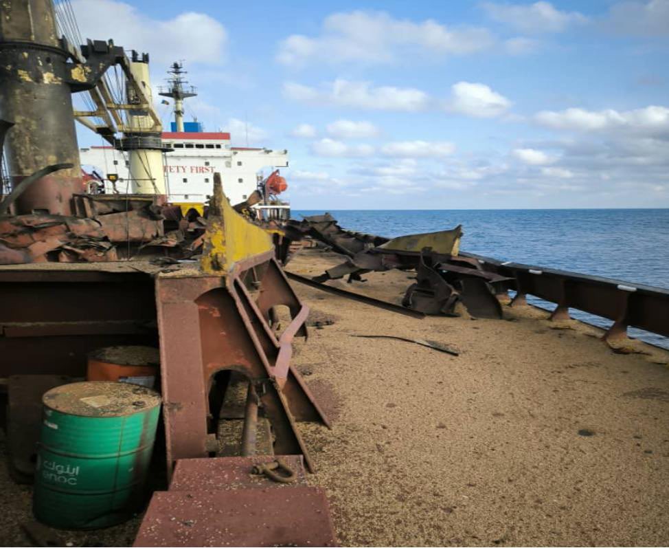 Rușii au lovit cu o rachetă o navă civilă ucraineană din Marea Neagră care transporta grâu