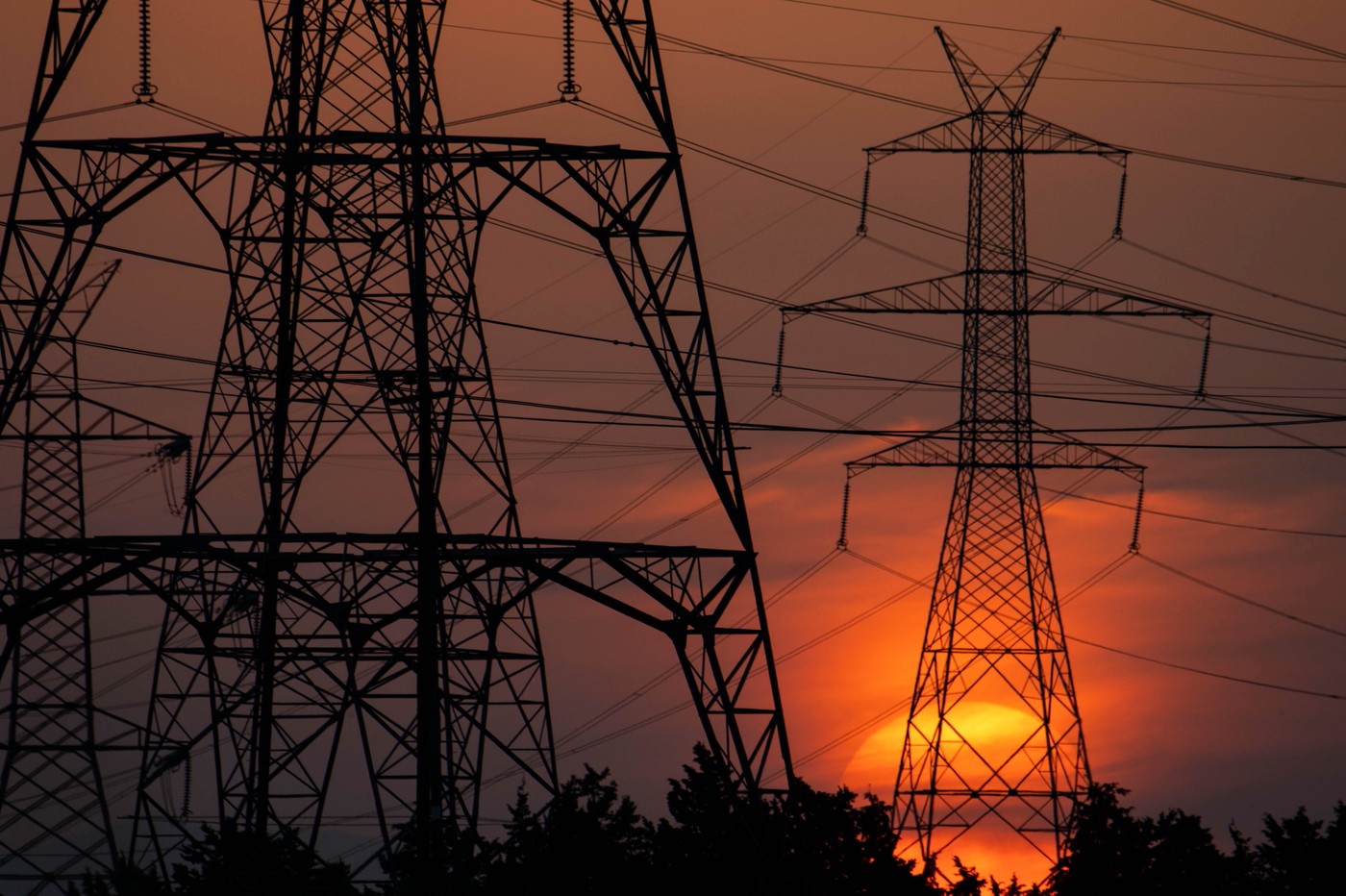 Grecia cere UE să vină de urgență cu un răspuns la explozia prețurilor la electricitate. Mitsotakis dă vina și pe războiul din Ucraina