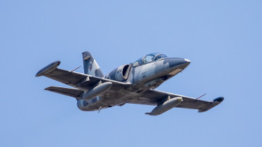 Avion militar L-39 ZA.