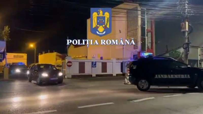 Percheziţii într-un dosar de camătă şi înşelăciune. Sunt vizați fiul interlopului Austrianu şi iubita lui
