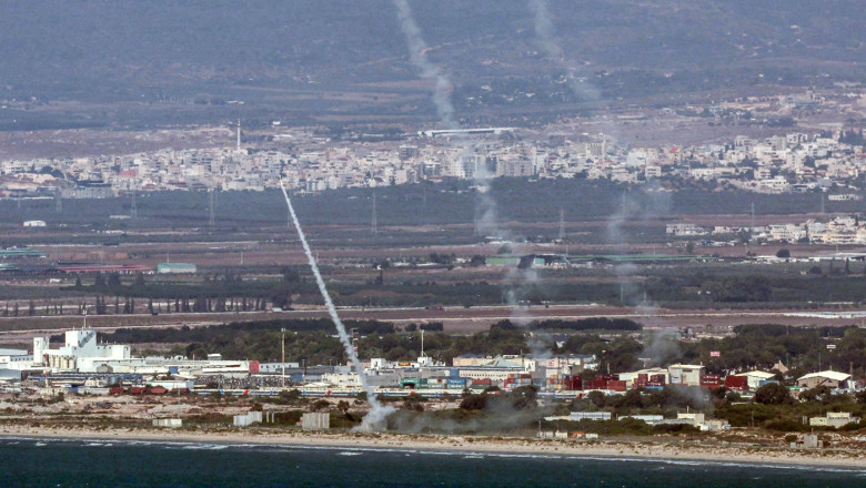 Rachete ale sistemului iron Dome interceptează rachete ale Hezbollah lângă Haifa profimedia-0911402524