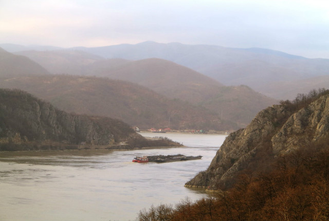 Viitura de pe sectorul românesc al Dunării se va produce la 1 octombrie, datorită atenuării. Care va fi valoarea maximă