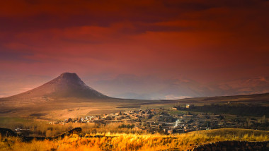 Vulcan stins în Iran