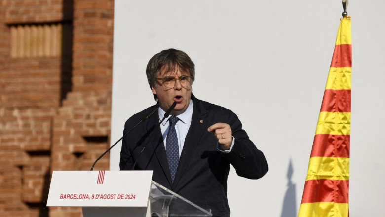 Ex-Catalan President Puigdemont returns to Barcelona, defying arrest warrant