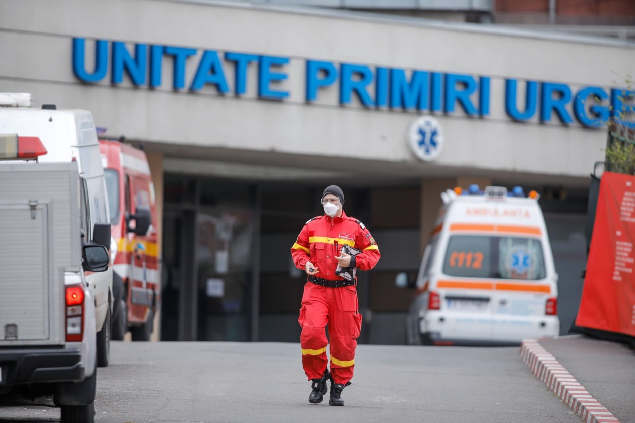 Un bărbat de 80 de ani din Suceava a condus 20 de km sub șoc anafilactic pentru a-și salva viața