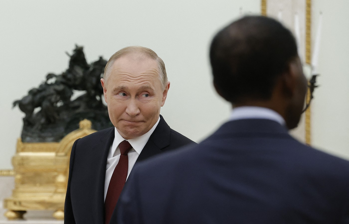 Reuters: Întrebarea care macină Occidentul: Blufează Putin când amenință România și Polonia cu lovituri nucleare?