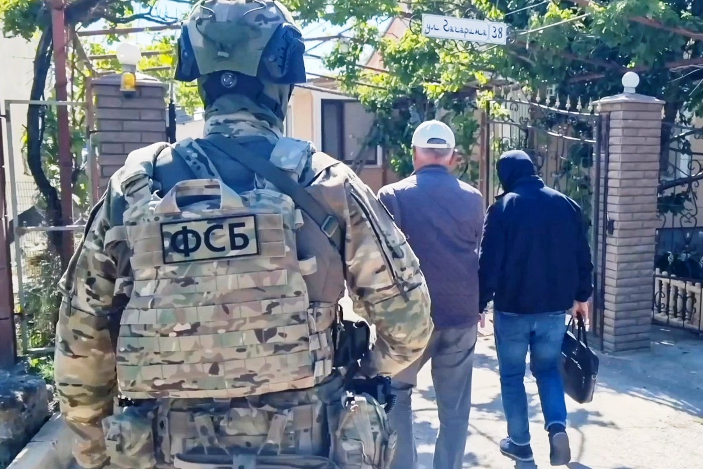 Serviciul de securitate rus susține că a arestat doi spioni ucraineni în Crimeea