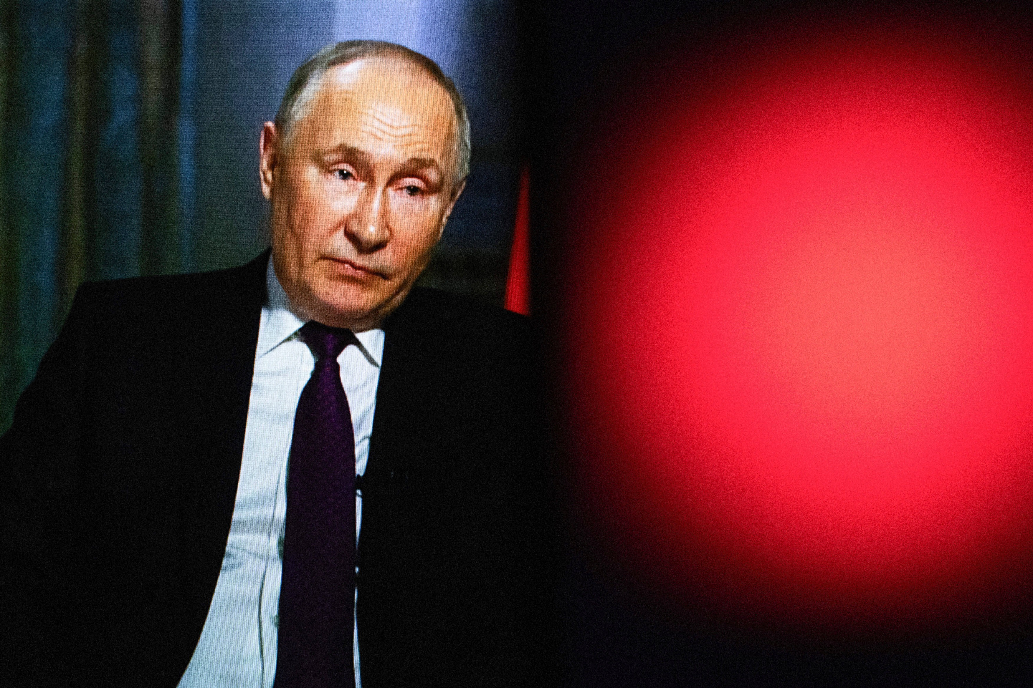 Vladimir Putin: „Vom folosi toate, sublinez asta, absolut toate mijloacele de distrugere ale Rusiei”, dacă Ucraina obține arme nucleare