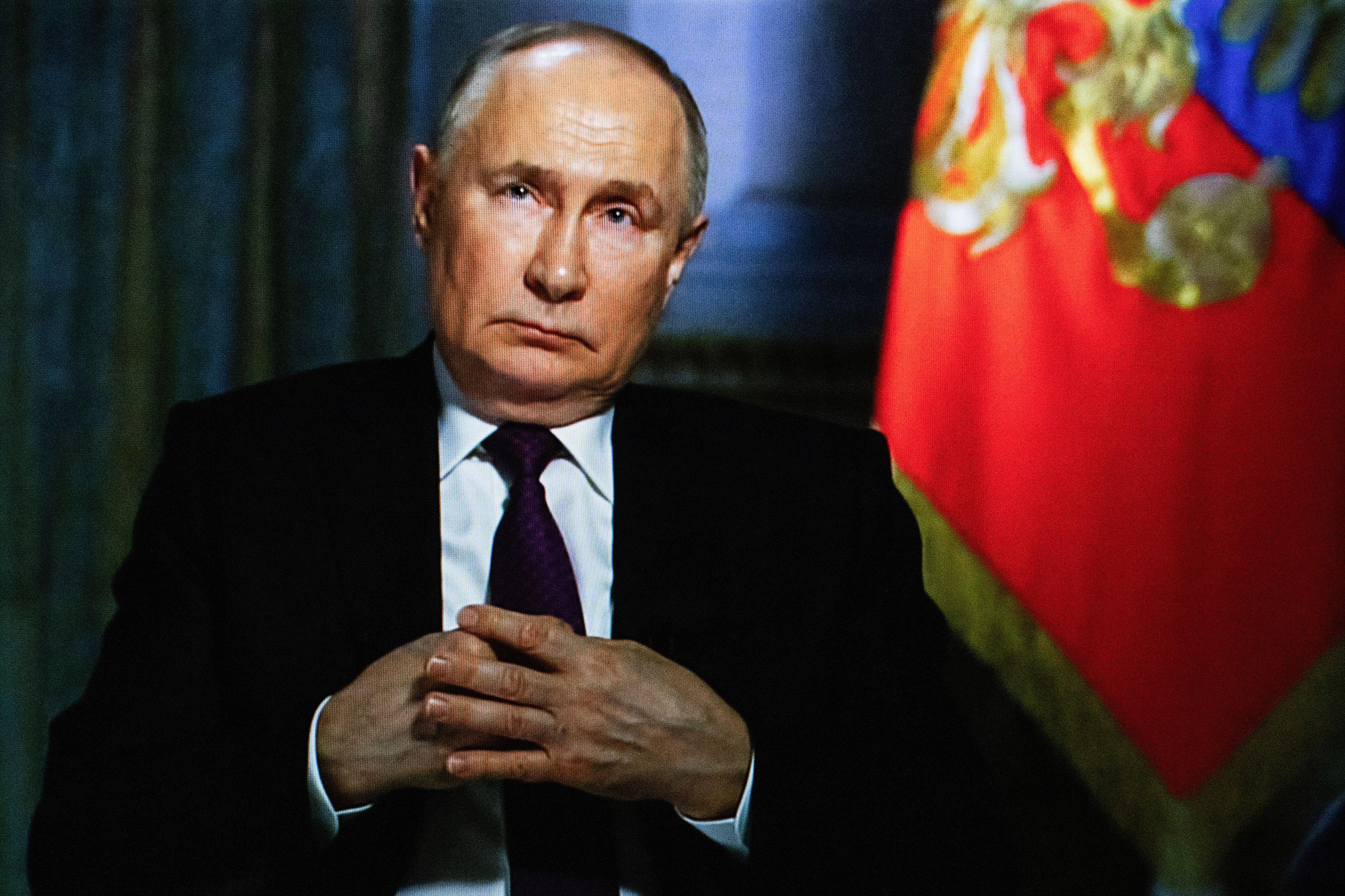 Dezvăluiri de la Kremlin: Putin e tot mai îngrijorat de economia Rusiei, în timp ce Trump îl amenință cu taxe, scrie Reuters