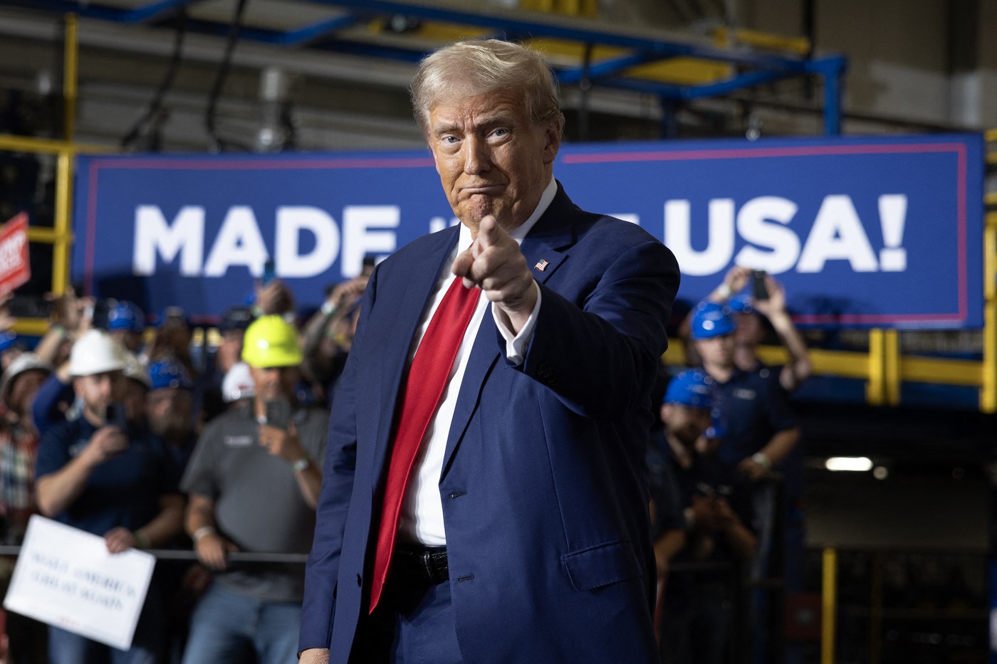 Industria filmelor pentru adulți a intrat în campanie împotriva lui Trump. Ce nemulțumiri a provocat republicanul