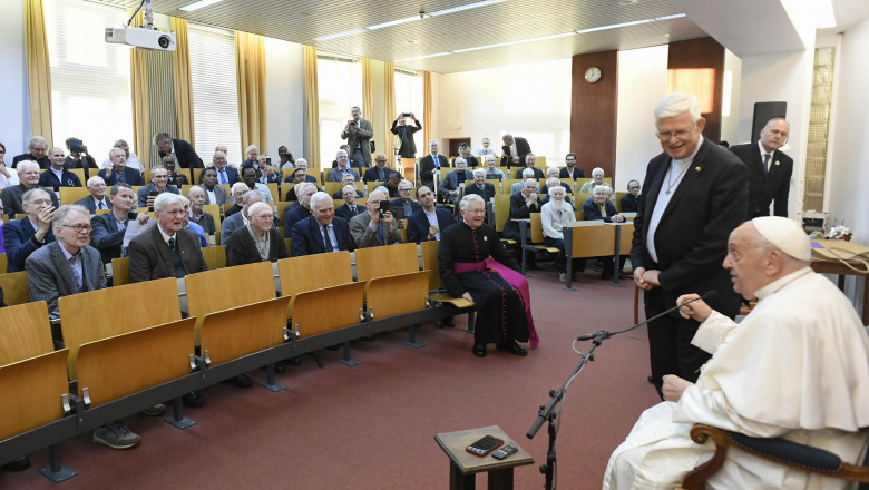 BELGIUM - POPE FRANCIS DURING THE PRIVATE MEETING WITH THE JESUITS IN LOUVAIN - LA - NEUVE , BELGIUM - 2024/9/28