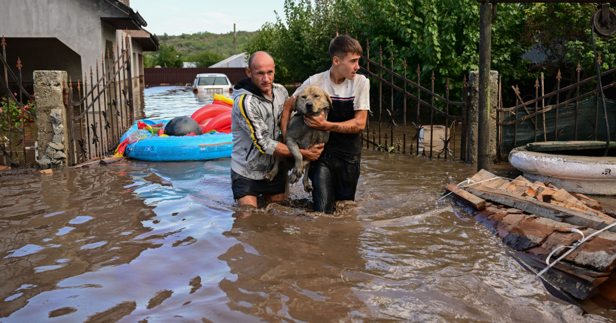 Posibile inundații în țară. Evacuări preventive în zonele cu risc. Arafat, recomandări importante pentru populație