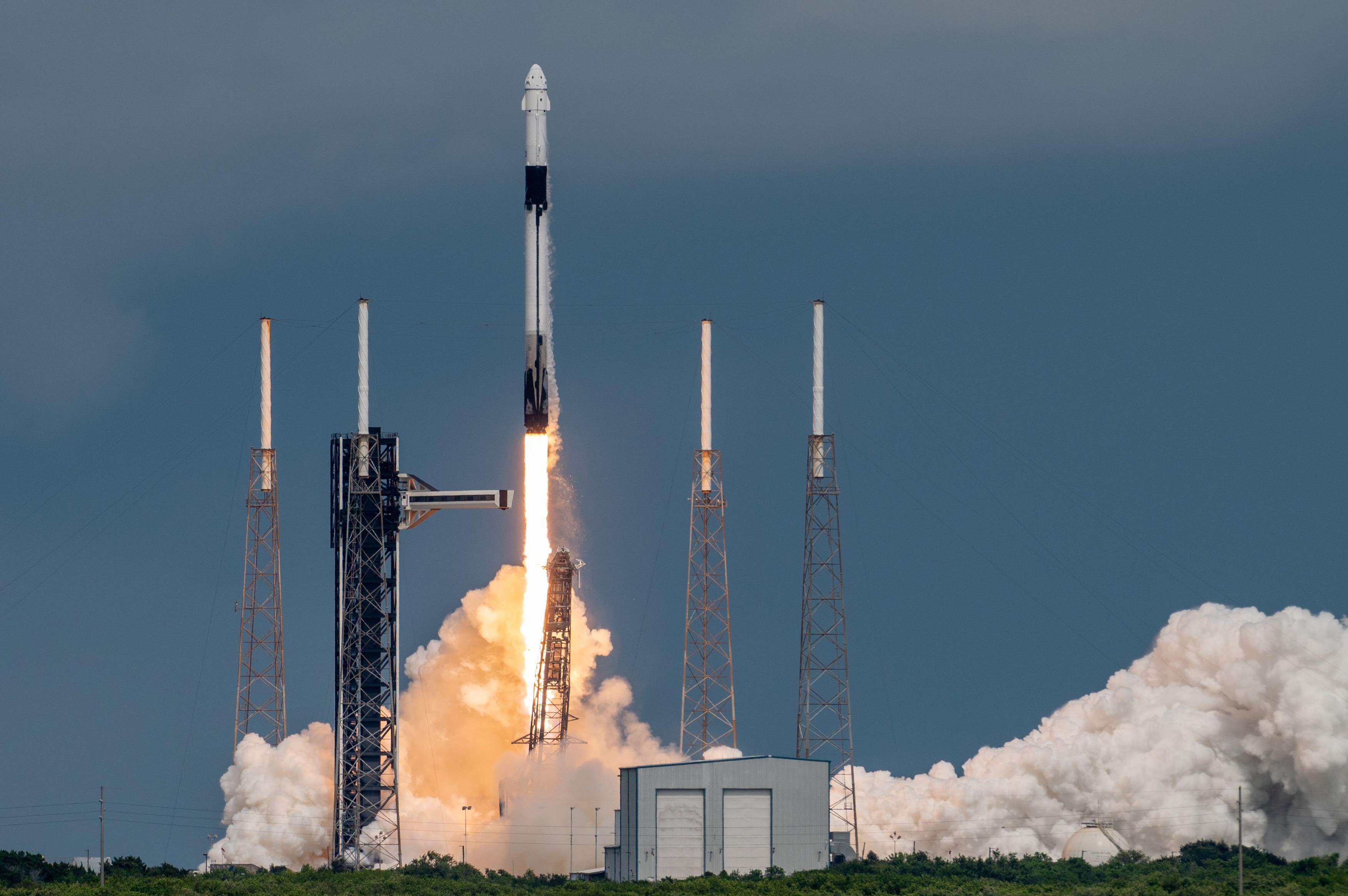 SpaceX a lansat o misiune în spațiu pentru salvarea a doi astronauți blocați pe Stația Spațială Internațională