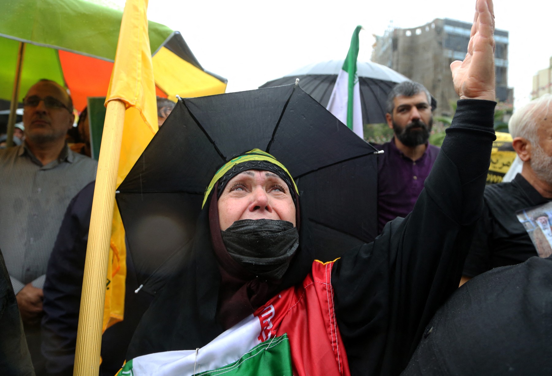 Comandantul adjunct al Gărzilor revoluţionare iraniene, ucis în Liban. Iranul vrea război