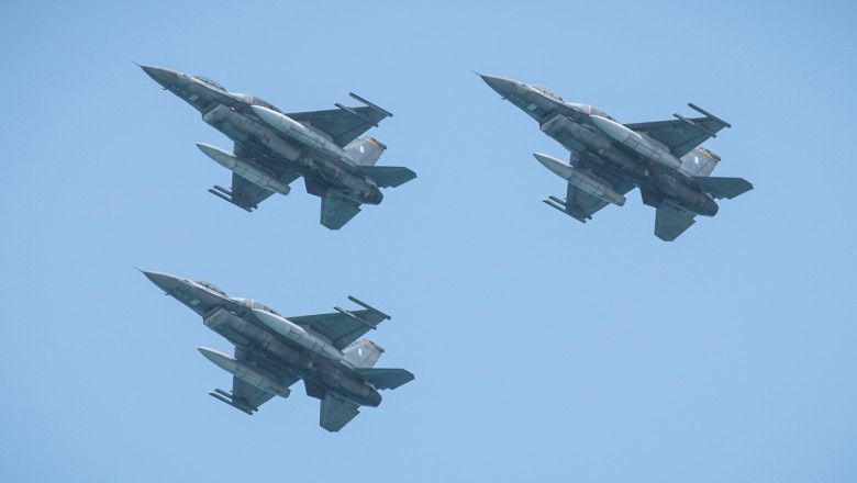 Columbia își întărește apărarea cu avioane de luptă suedeze, în plin conflict diplomatic cu SUA. Ce preț va plăti Bogota