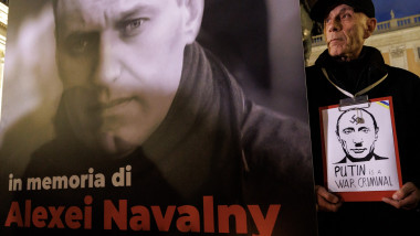 Roma - Fiaccolata in memoria di Alexei Navalny