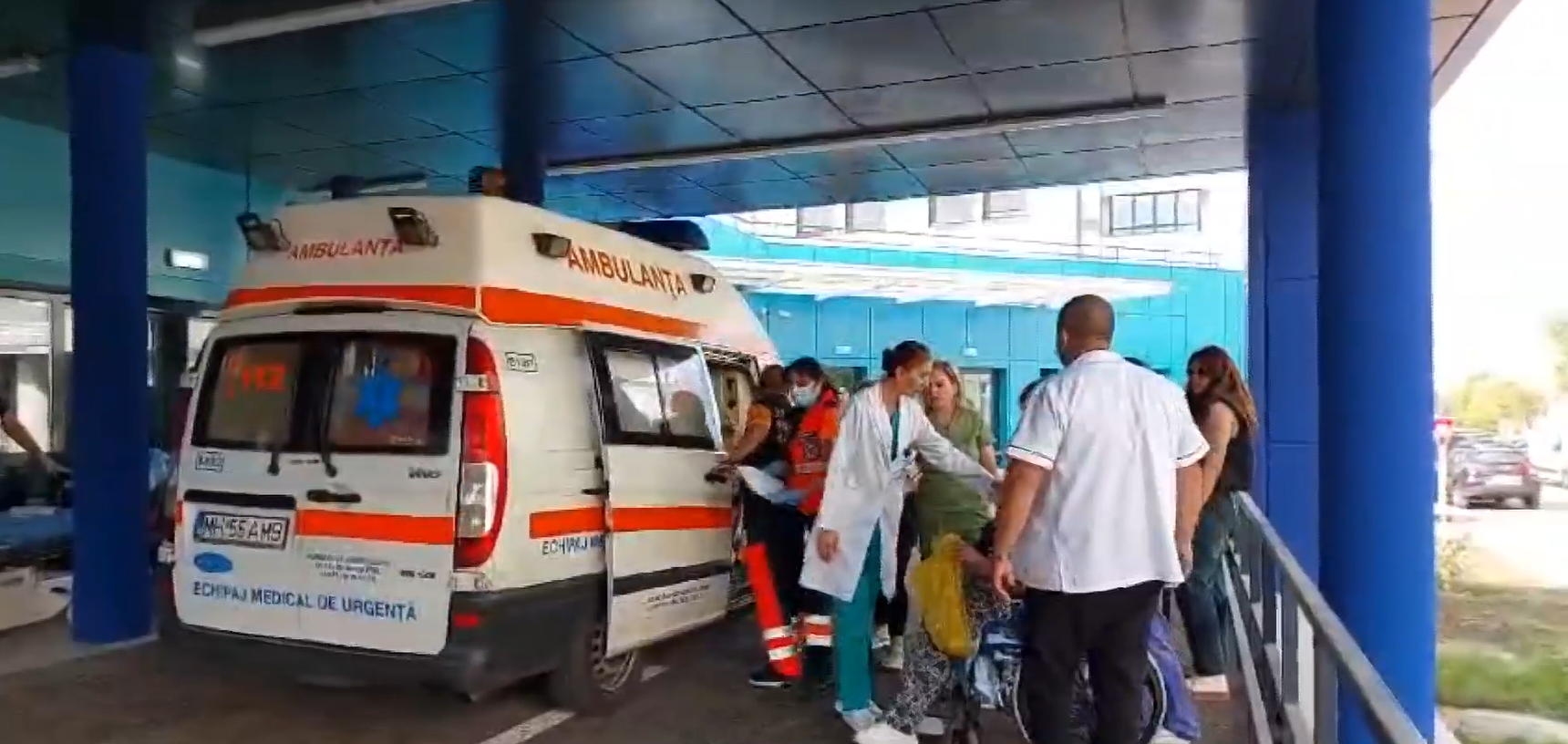 Ce au mâncat copiii din Mehedinți care au ajuns la spital cu toxiinfecție alimentară. Firma care a livrat mâncarea, amendată