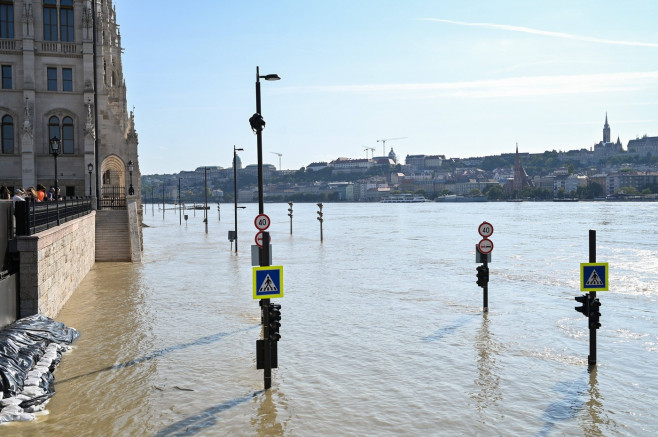 Budapest, 190924. Due to the record level of the water level of the Danube due to heavy rains during the afternoon, the