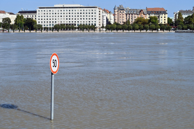 Budapest, 190924. Due to the record level of the water level of the Danube due to heavy rains during the afternoon, the