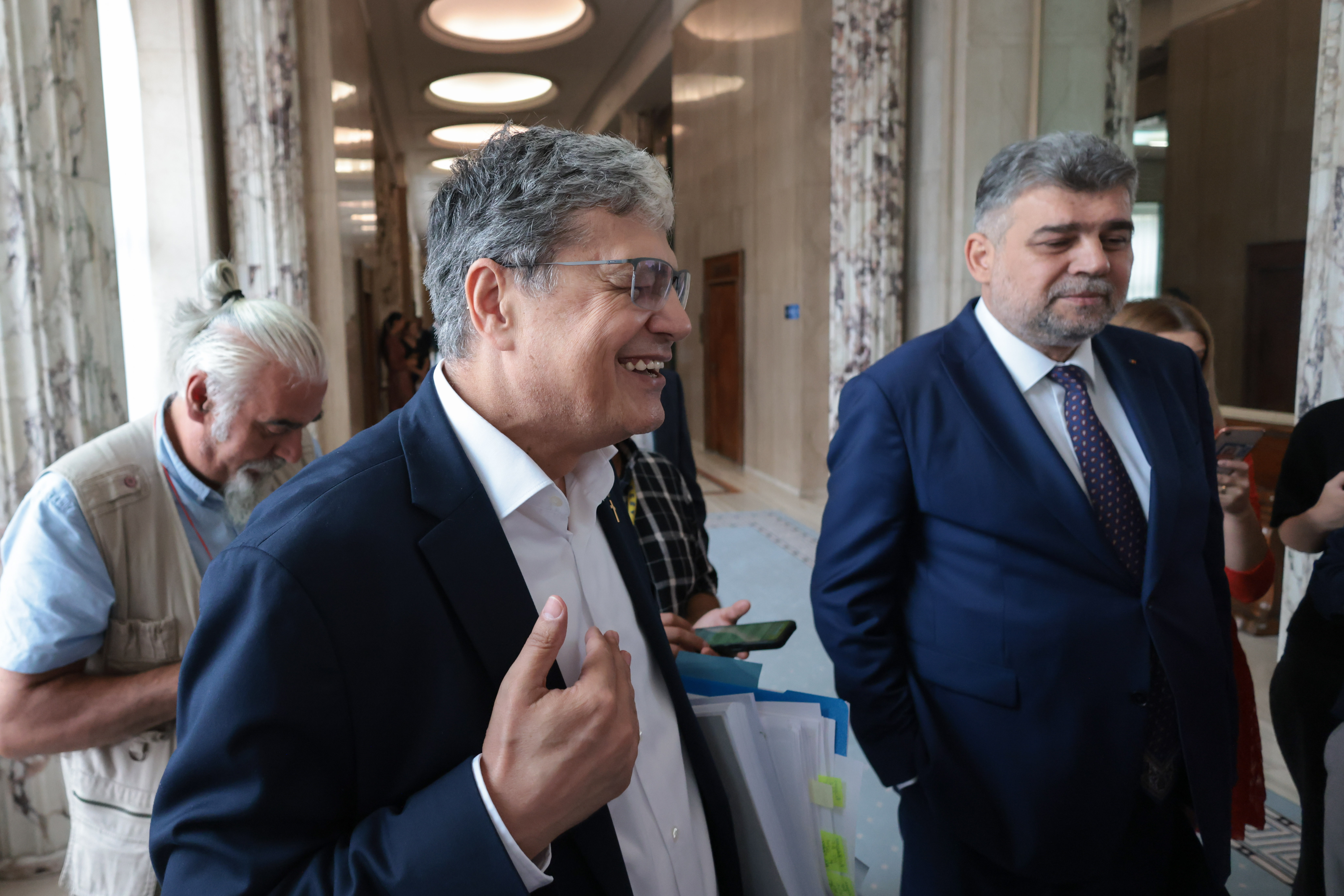 Ce spune ministrul Finanțelor, întrebat dacă cresc taxele după alegeri: „Aș fi necredibil să spun că această componentă va fi zero”