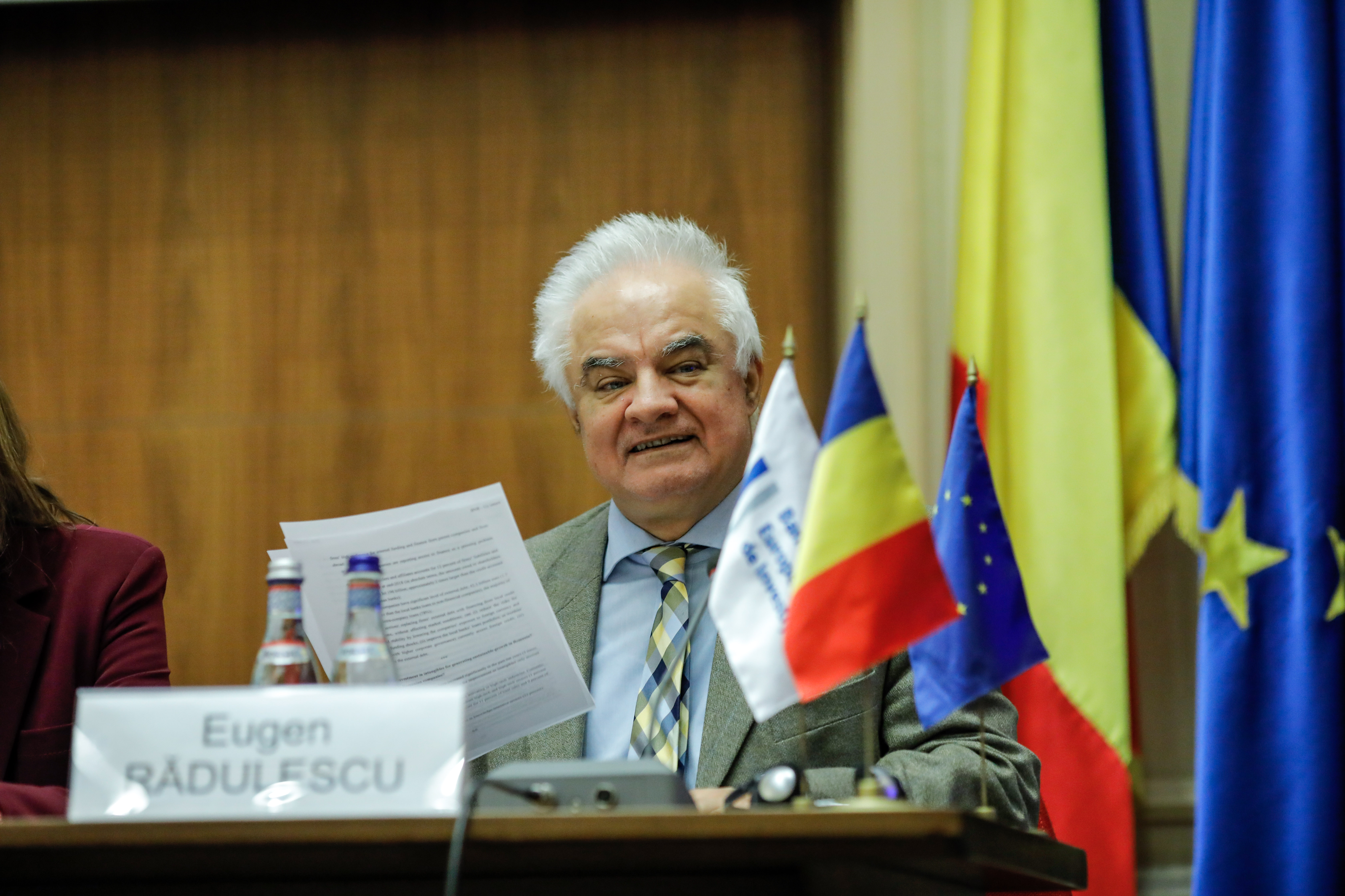 Semnal de alarmă privind „derapajele” fiscale din România. Economist: „Așa ceva nu se întâmplă nicăieri”