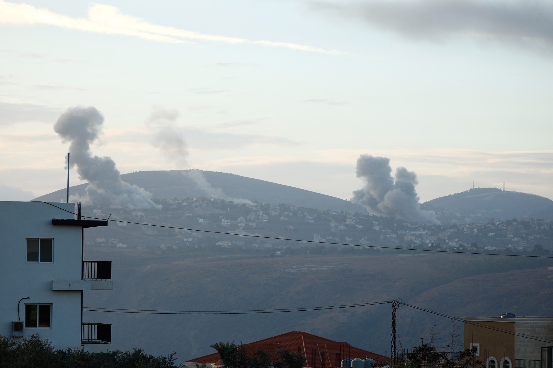 „Cea mai sângeroasă zi”: Bilanțul morților după raidurile israeliene din Liban a crescut la 356, dintre care 24 de copii, anunță Beirut