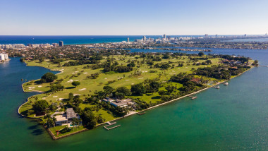 Indian Creek, insula supranumită și "Buncărul Miliardarilor", din Florida, SUA