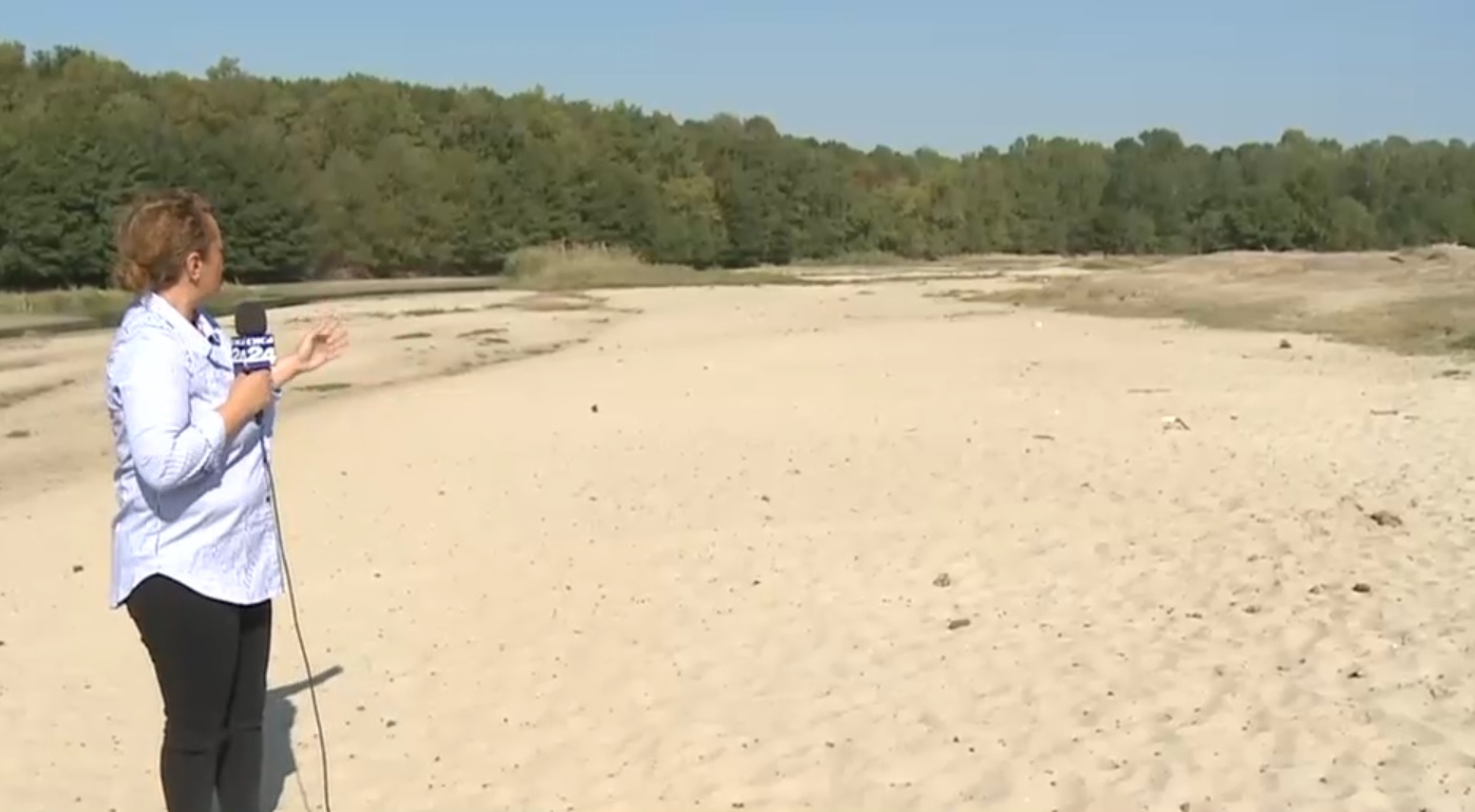Peisaj apocaliptic în sudul țării. Kilometri întregi de râuri transformate în deșert. Localnic: "Nimic! Nici picătură de apă!