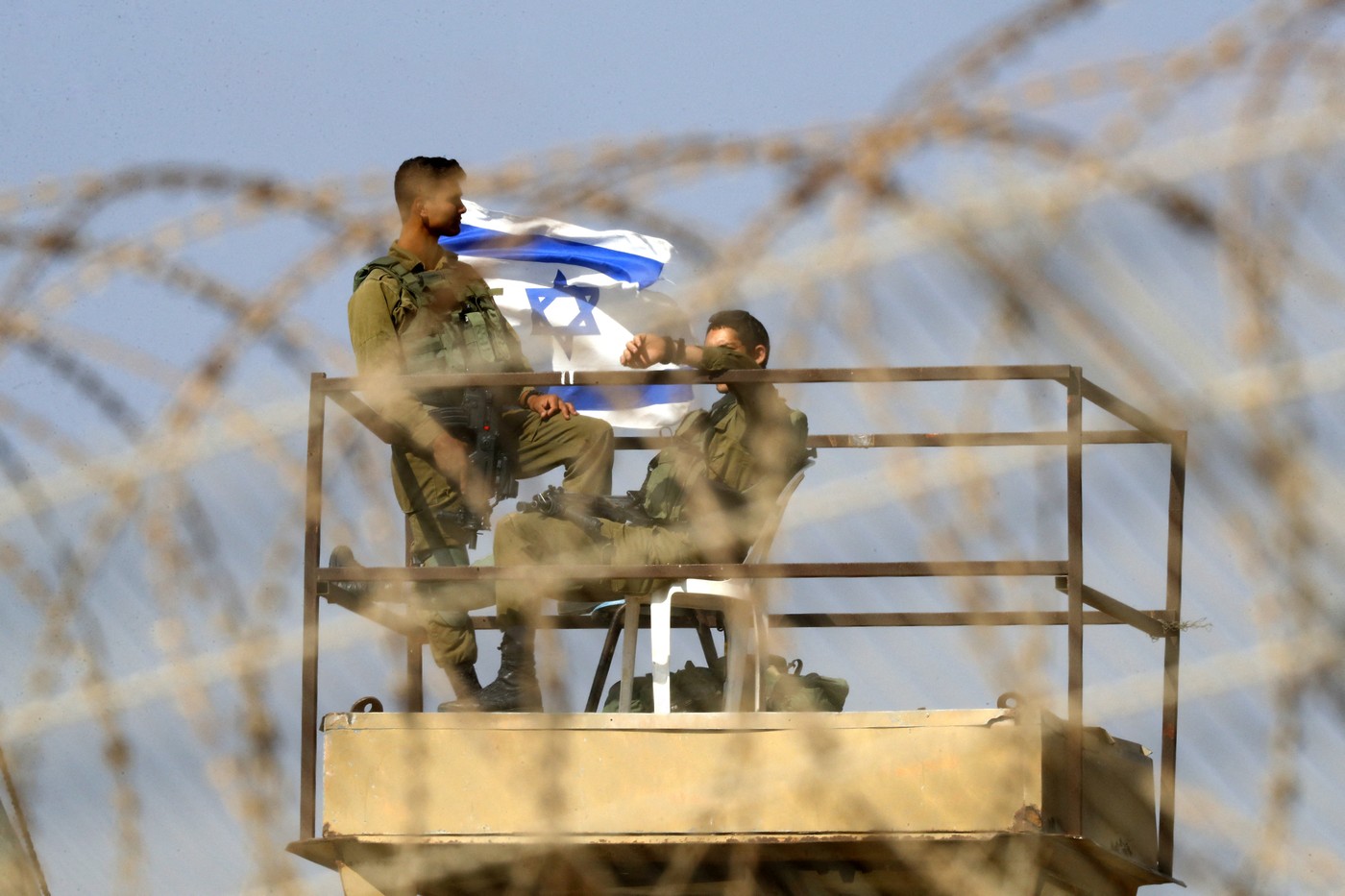 Întrebări încă fără răspuns la un an de la atacul Hamas asupra Israelului. Cum a putut fi copleșită rapid o bază militară IDF