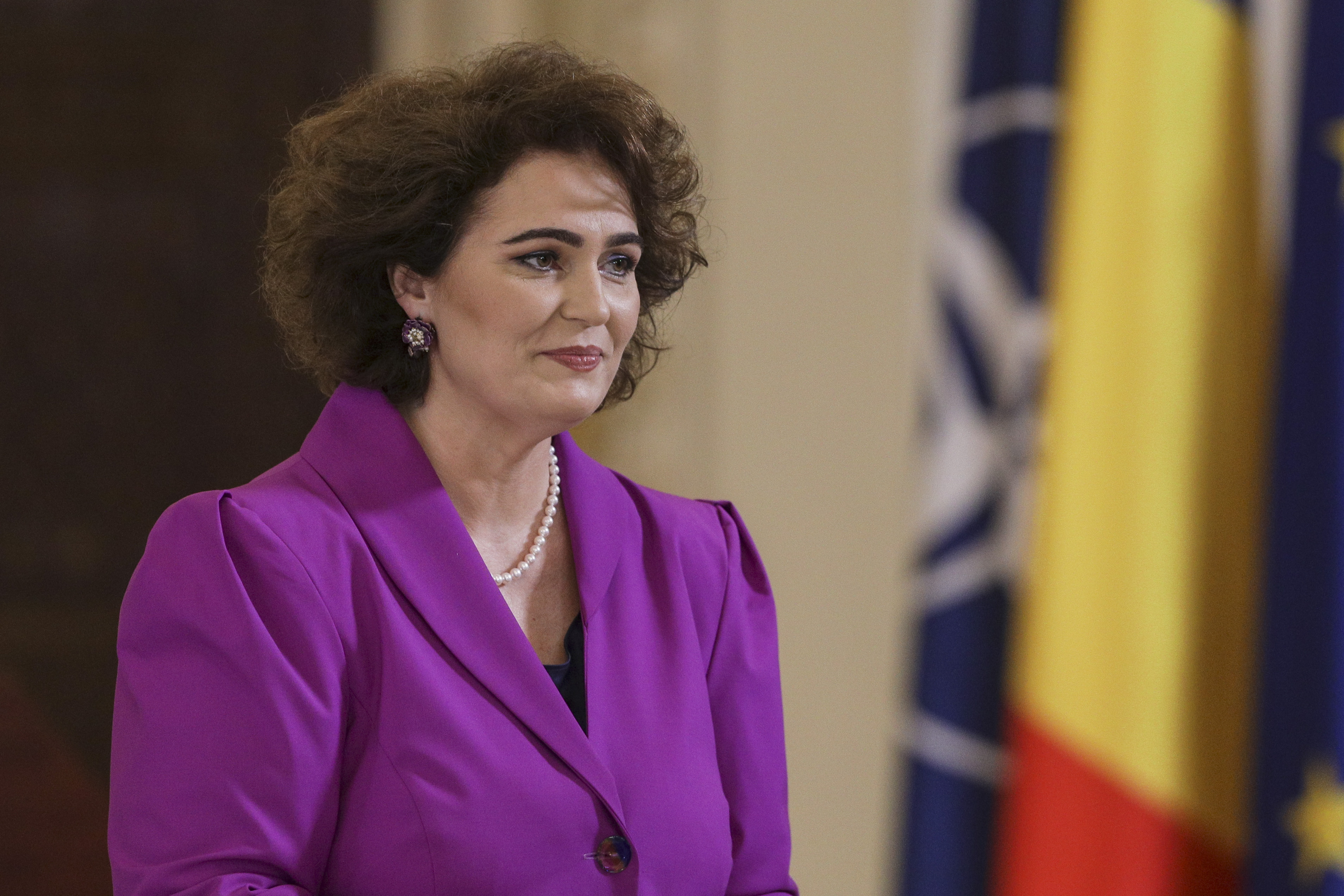Opinia separată a unei judecătoare CCR: Curtea nu are competenţa de a analiza comportamentul şi opiniile candidaţilor la prezidențiale