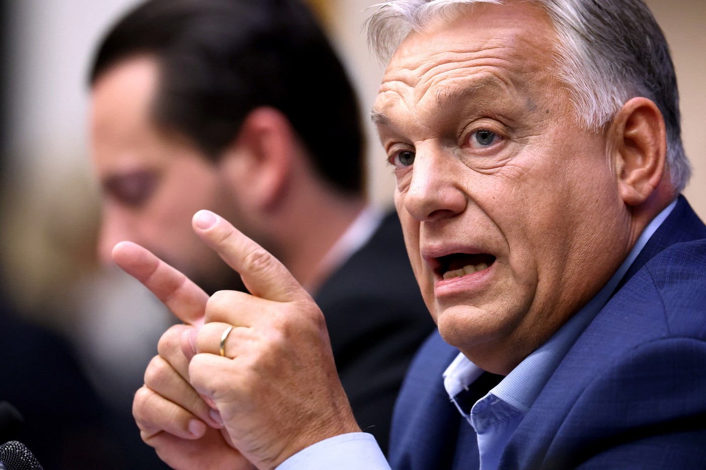 Viktor Orban promite să deschidă „o groază de sticle de şampanie” dacă Trump este ales președinte