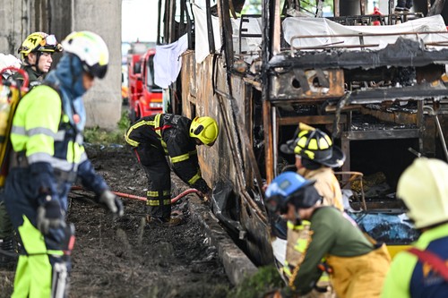Tragedie în Thailanda: cel puțin 10 morți într-un accident de autobuz cu zeci de elevi la bord, lângă Bangkok