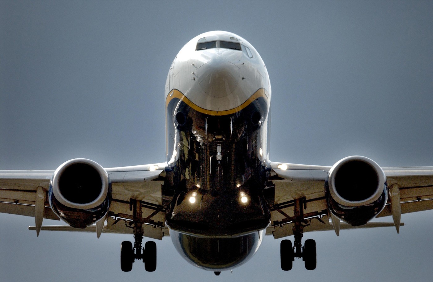 Avertisment din SUA: Avioane Boeing 737 de la cel puțin 40 de companii aeriene ar avea componente ale cârmei cu risc pentru siguranță