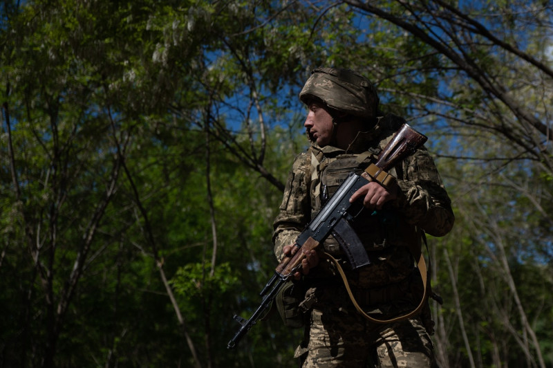 Donetsk Region, Ukraine: Soldiers with the 22nd brigae train for infantry missions