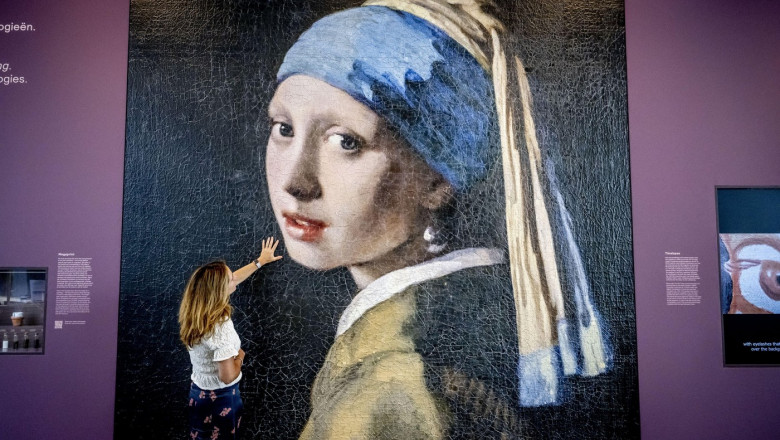 „Fată cu cercel de perlă” („Fata cu turban”), în Muzeul Mauritshuis din Haga.