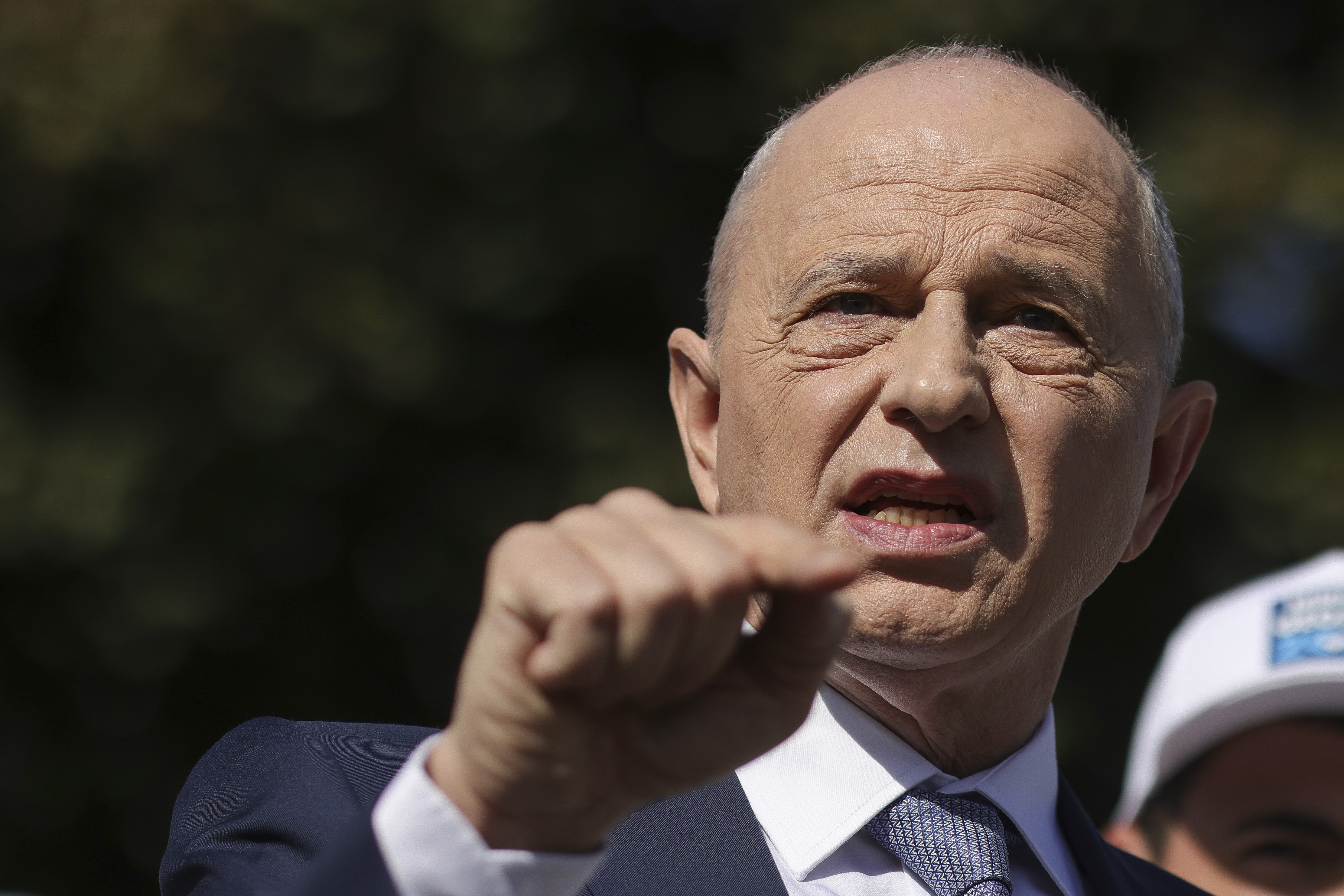 Atacul lui Mircea Geoană la adresa jurnaliștilor de investigații a atras criticile ONG-urilor care protejează libertatea de exprimare