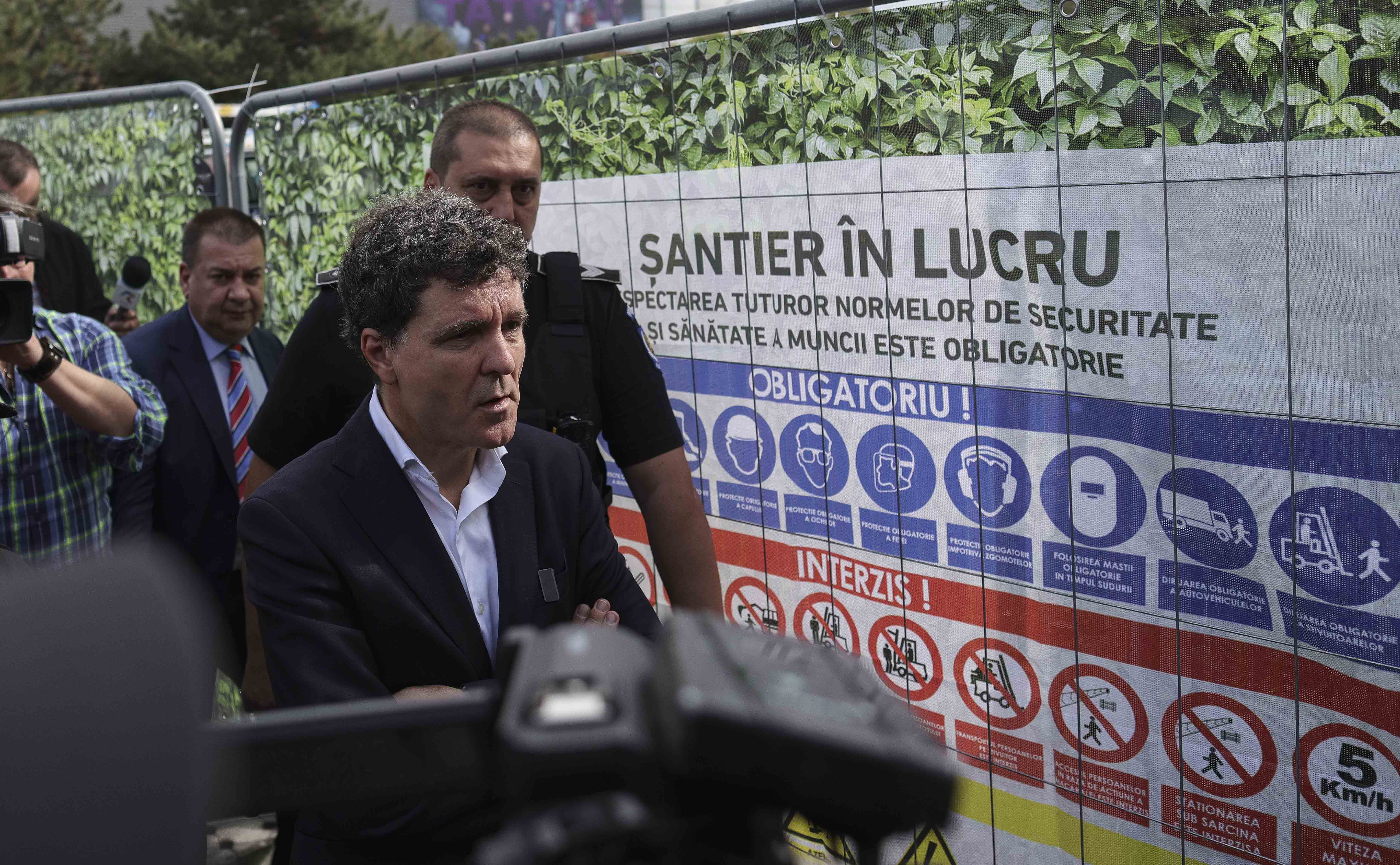 Nicuşor Dan, întrebat dacă este de acord cu desființarea sectoarelor din București: „Discuţia asta este pentru 2028, eventual”