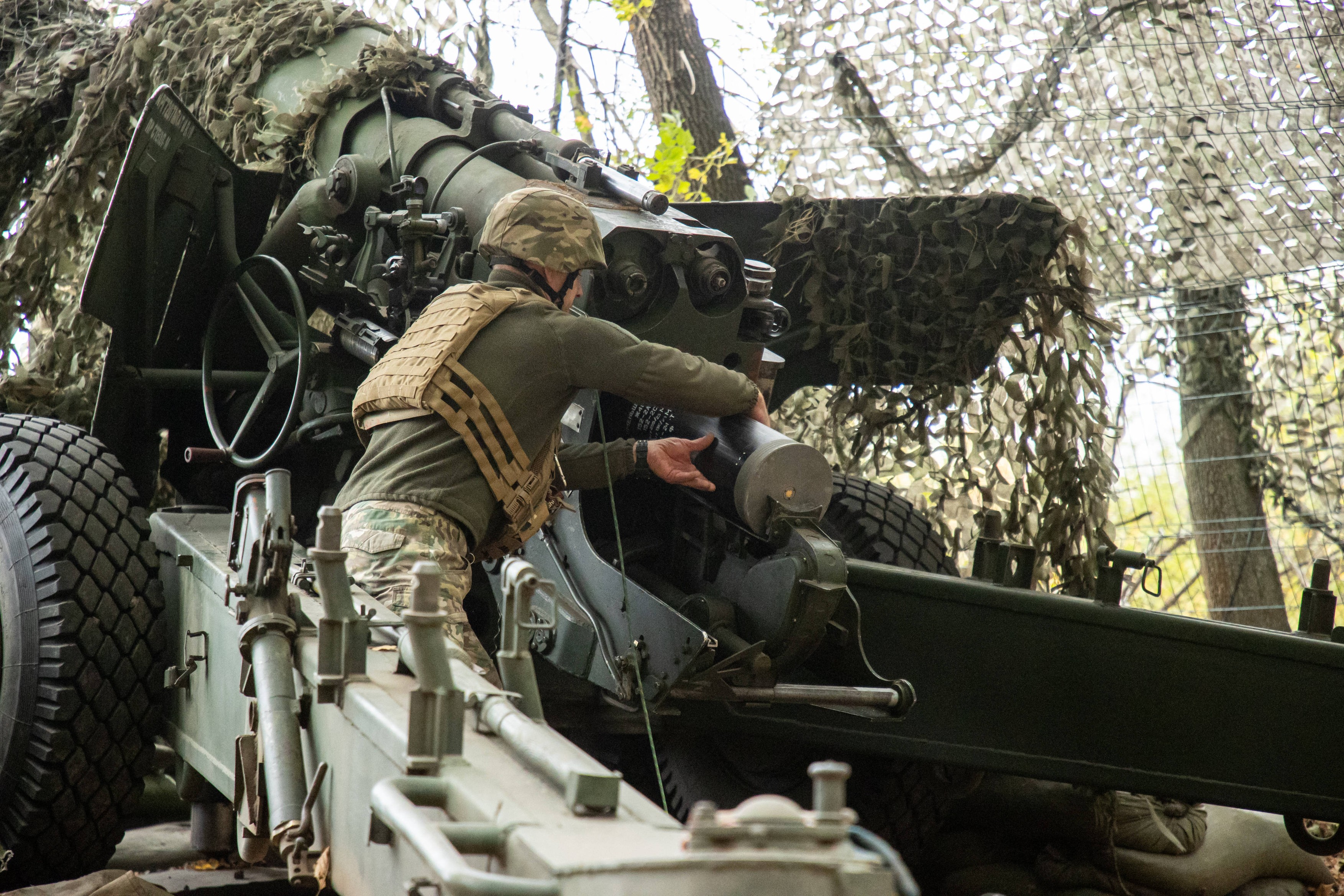 Zelenski: Armata ucraineană „rezistă și contraatacă” în Kursk, după ce rușii au declanșat o contraofensivă în zonă