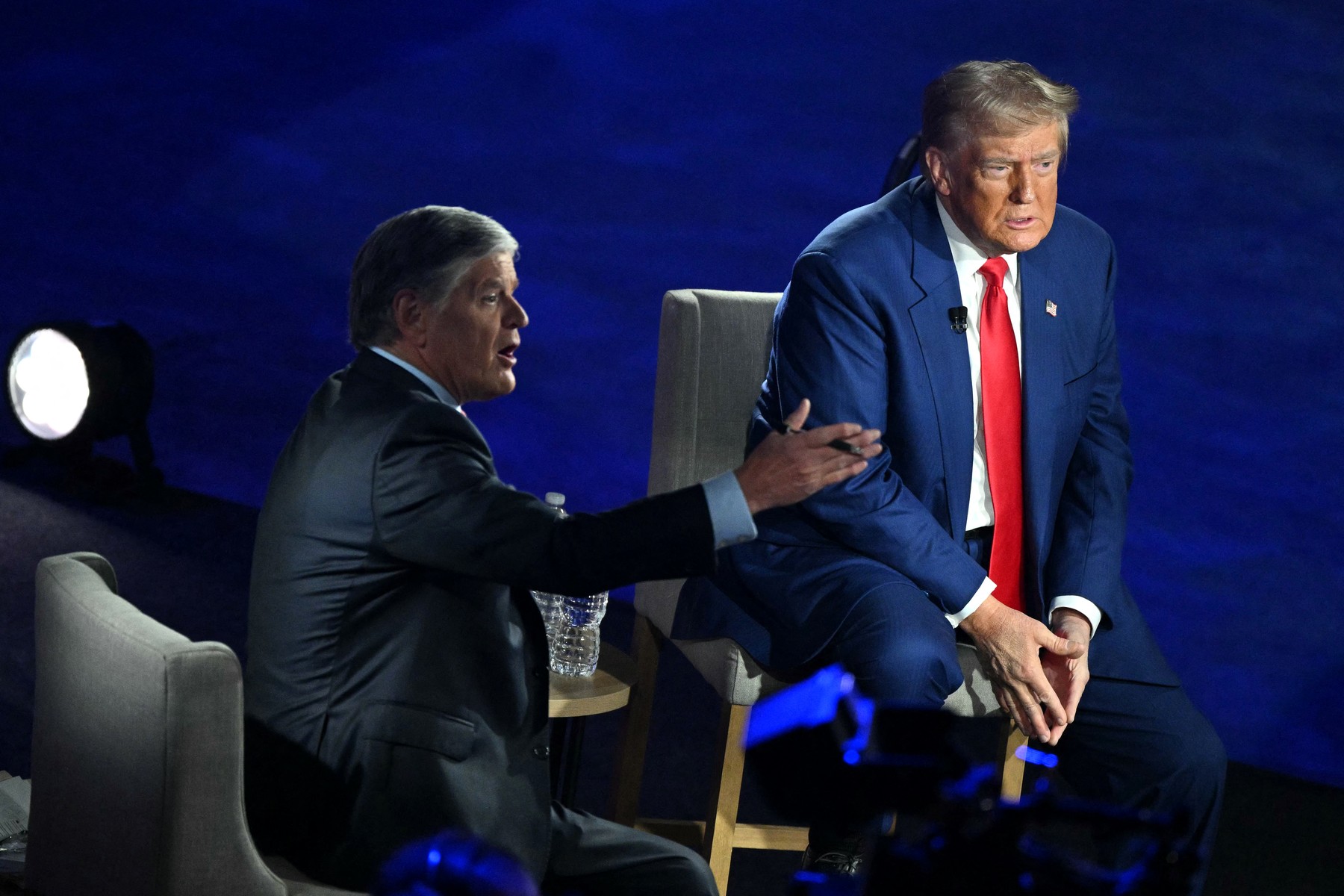 Trump se simte trădat de Fox News și spune că „și-a pierdut complet calea”. Motivul nemulțumirii